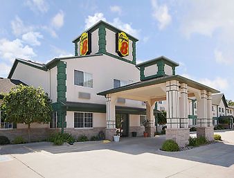 Super 8 Des Moines/Airport Hotel ภายนอก รูปภาพ