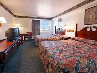 Super 8 Des Moines/Airport Hotel ภายนอก รูปภาพ
